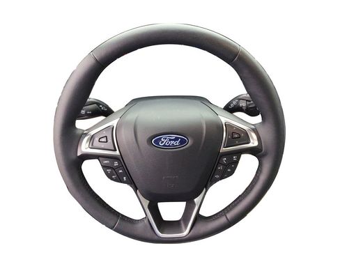 Used 2024 Ford Edge Titanium image 16