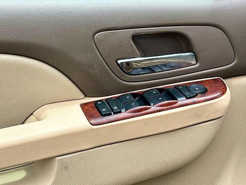 Used 2013 GMC Yukon SLE w/ Convenience Package RWD image 21