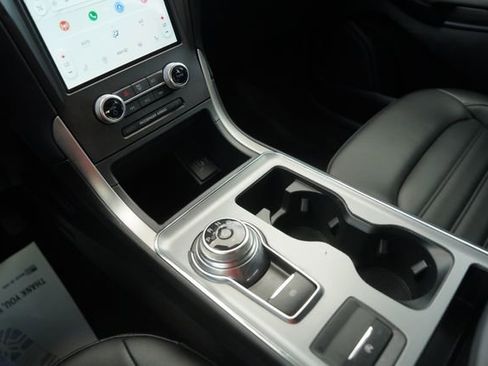 Used 2021 Ford Edge SEL w/ Convenience Package image 28