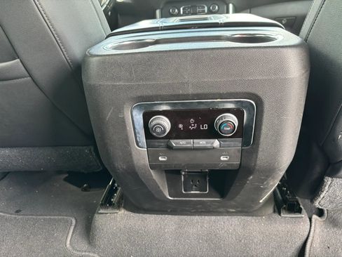 Used 2021 Chevrolet Tahoe LT AWD/4WD image 20