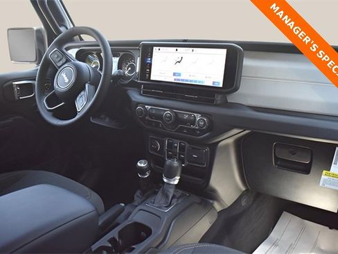 New 2025 Jeep Gladiator Sport image 17