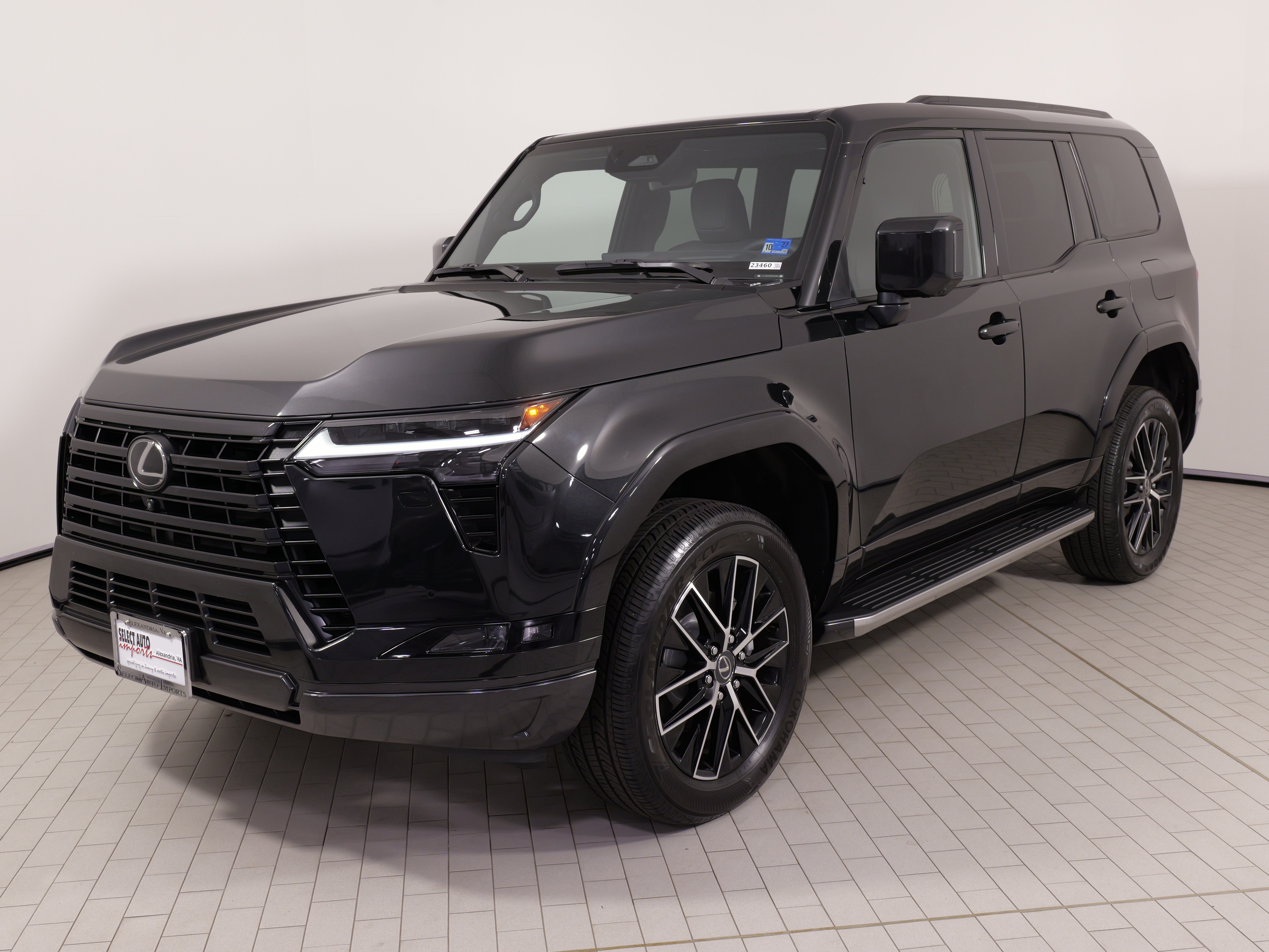 Used 2024 Lexus GX 550 w/ Accessory Package (2T) AWD/4WD image 3
