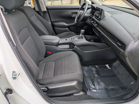 Used 2024 Honda HR-V LX image 28