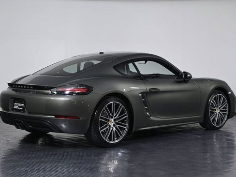 Used 2025 Porsche 718 Cayman image 7