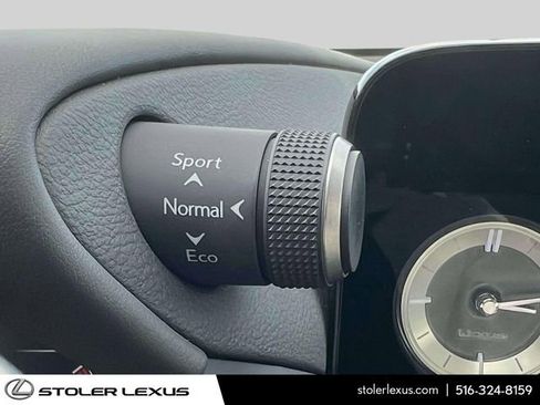 Used 2025 Lexus ES 350 w/ Premium Package FWD image 34