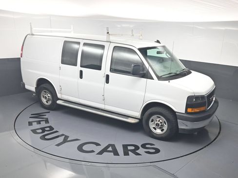 Used 2021 GMC Savana 2500 w/ Driver Convenience Package RWD image 30