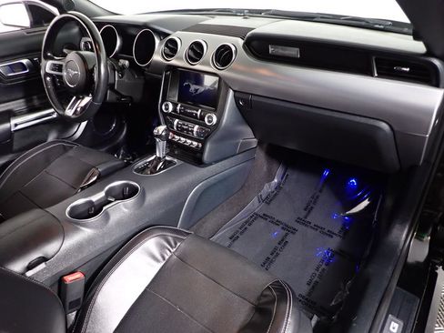 Used 2021 Ford Mustang GT Premium RWD image 34