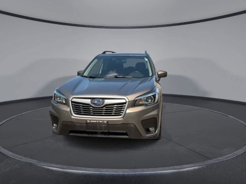 Used 2020 Subaru Forester Premium AWD/4WD image 3