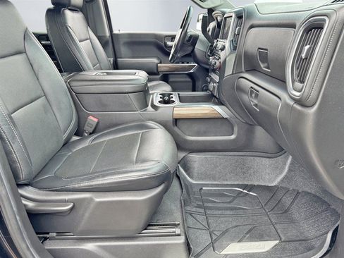 Used 2019 Chevrolet Silverado 1500 LT Trail Boss AWD/4WD image 23