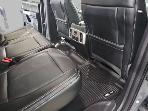 Used 2018 Ford F150 Lariat w/ Equipment Group 502A Luxury AWD/4WD image 14
