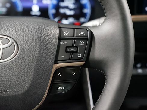 New 2026 Toyota Crown XLE image 13