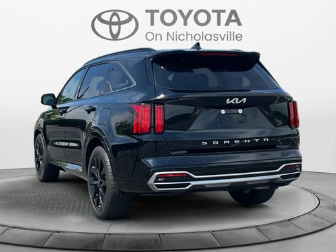 Used 2022 Kia Sorento SX FWD image 4