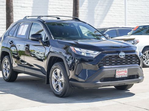 Certified 2024 Toyota RAV4 XLE AWD/4WD image 5