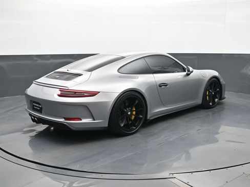 Certified 2018 Porsche 911 GT3 RWD image 18