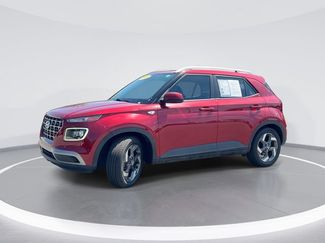 Used 2024 Hyundai Venue Limited FWD video 1