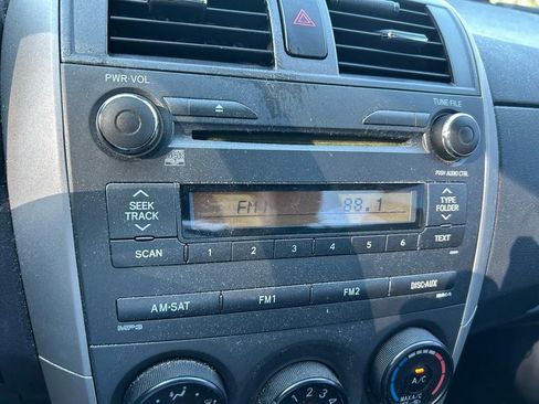 Used 2010 Toyota Corolla S image 20