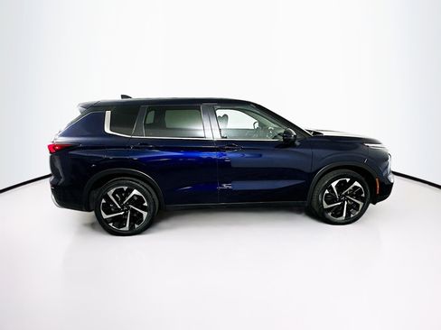 Used 2024 Mitsubishi Outlander SE image 10