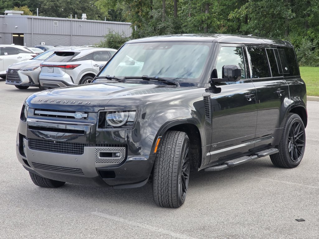 Used 2022 Land Rover Defender 110 V8 AWD/4WD image 5