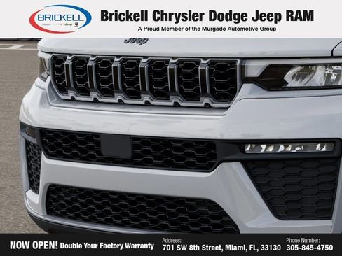 New 2026 Jeep Grand Cherokee Limited w/ Limited Altitude Package AWD/4WD image 11