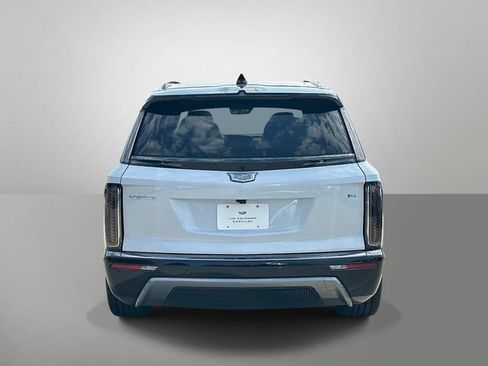 New 2027 Cadillac Vistiq Sport w/ LPO, Floor Liner Package AWD/4WD image 15