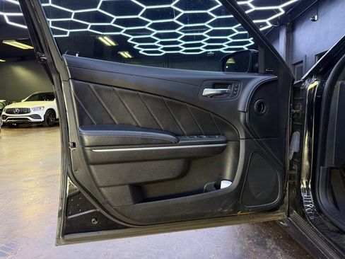 Used 2022 Dodge Charger Scat Pack RWD image 12