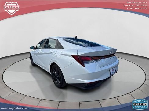 Used 2022 Hyundai Elantra SEL image 5