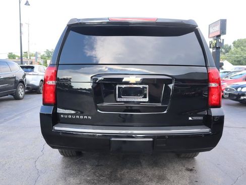 Used 2017 Chevrolet Suburban Premier AWD/4WD image 4