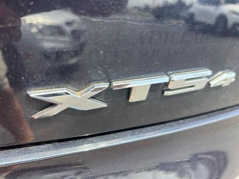 Used 2013 Cadillac XTS Premium AWD/4WD image 5