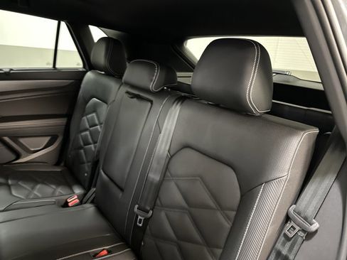 New 2026 Volkswagen Atlas Cross Sport SE AWD/4WD image 21