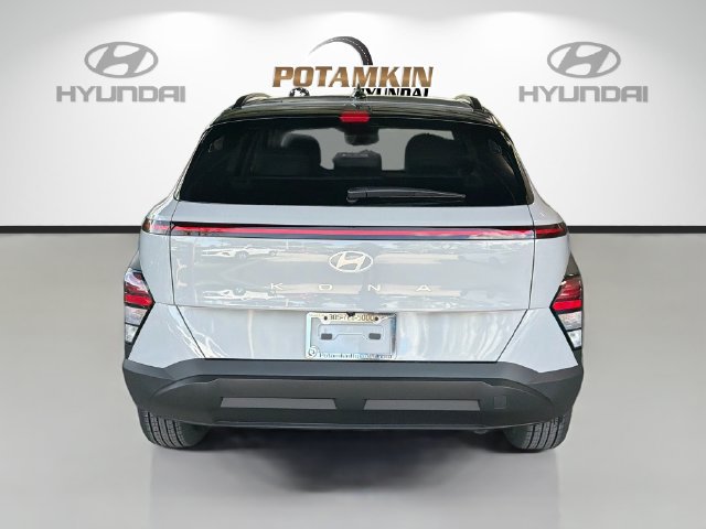 New 2027 Hyundai Kona SEL Sport FWD image 6