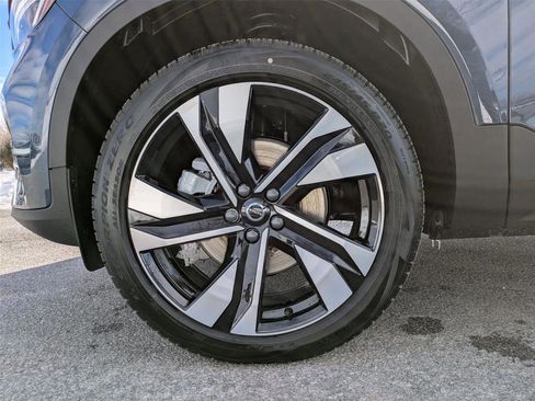 New 2026 Volvo XC40 B5 Ultra w/ Protection Package Premier image 22