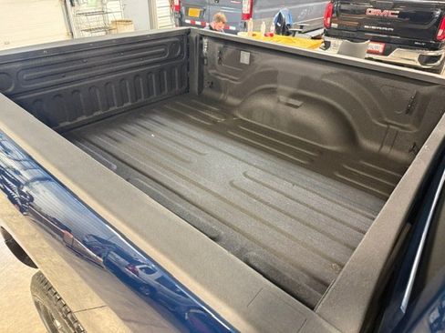 Used 2024 RAM 2500 Big Horn w/ Night Edition AWD/4WD image 20