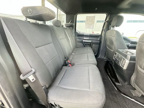 Used 2019 Ford F150 XLT w/ Equipment Group 302A Luxury AWD/4WD image 26