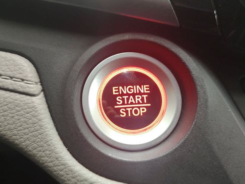 Used 2018 Honda Odyssey EX-L image 13