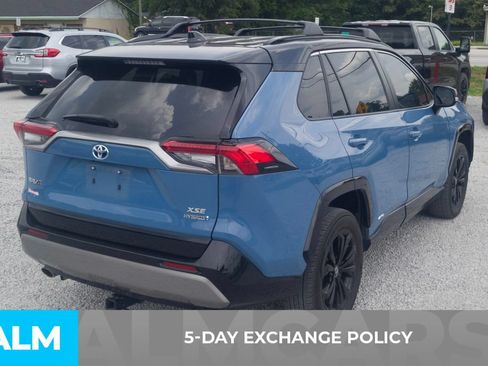 Used 2022 Toyota RAV4 XSE AWD/4WD image 3