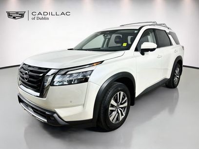 Used 2024 Nissan Pathfinder SL