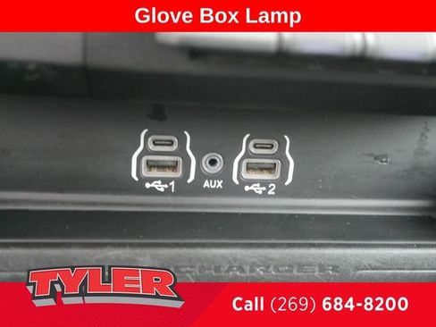 Used 2025 RAM 1500 Big Horn AWD/4WD image 33