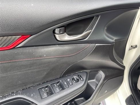 Certified 2021 Honda Civic Type R image 18