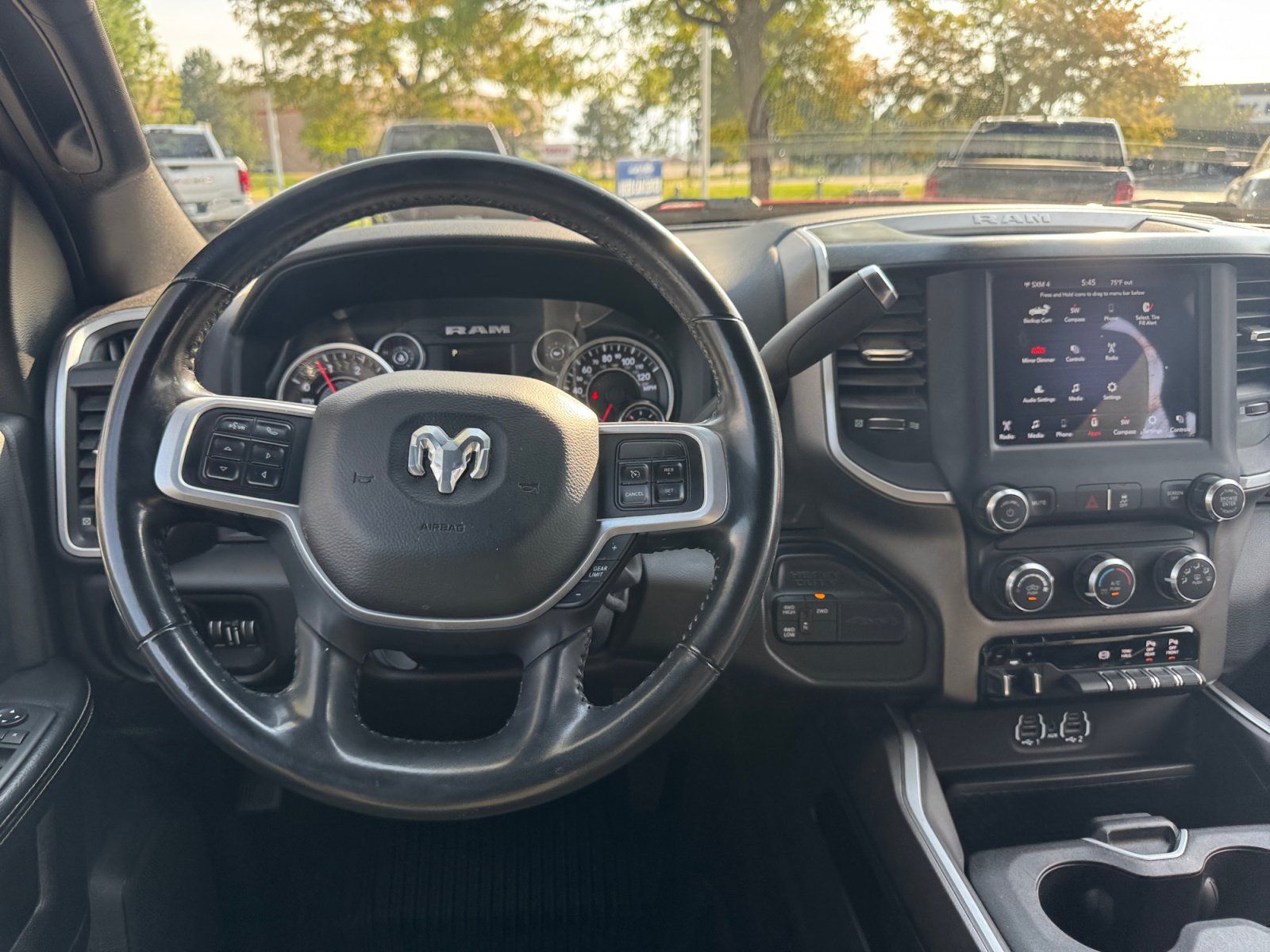 Used 2020 RAM 2500 Big Horn w/ Night Edition AWD/4WD image 19