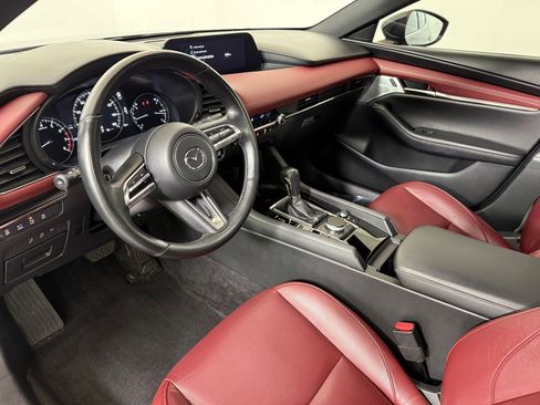 Used 2023 MAZDA MAZDA3 Hatchback w/ Appearance Package image 4
