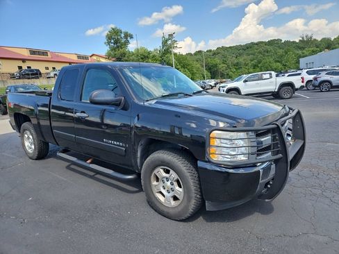 Used 2008 Chevrolet Silverado 1500 LT w/ Power Pack Plus AWD/4WD image 5