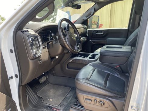 Used 2021 GMC Sierra 2500 Denali w/ Denali Ultimate Package AWD/4WD image 4