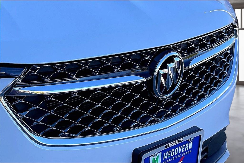 Used 2023 Buick Envision Avenir AWD/4WD image 34