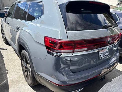 Used 2025 Volkswagen Atlas SE FWD image 5