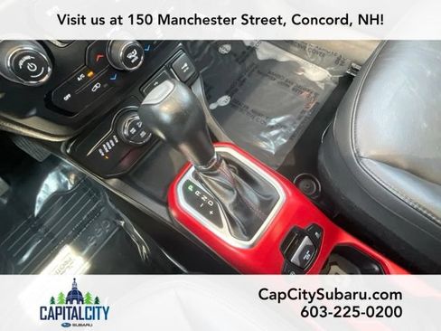 Used 2021 Jeep Renegade Trailhawk w/ Sun & Sound Group AWD/4WD image 34