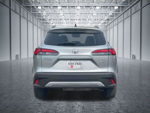 Certified 2025 Toyota Corolla Cross XLE AWD/4WD image 9