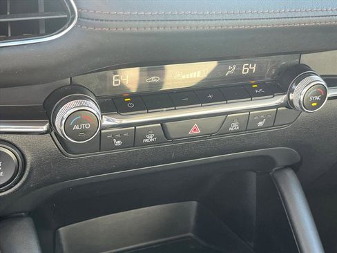 Used 2021 MAZDA MAZDA3 s image 11