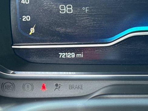 Used 2024 Chevrolet Tahoe LT RWD image 30