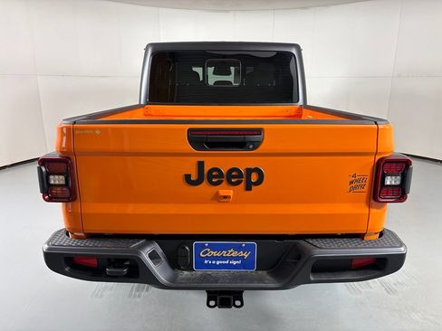 New 2026 Jeep Gladiator Mojave AWD/4WD image 7