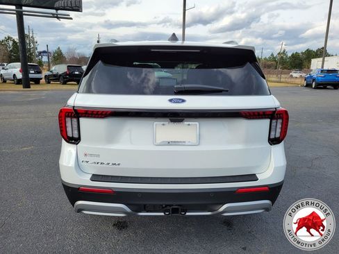 New 2026 Ford Explorer Platinum RWD image 5